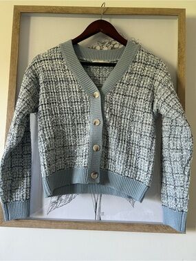 moon & madison Light Blue Textured V-Neck Cropped Cardigan